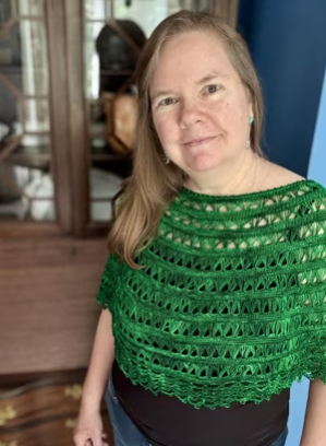 Broomstick Cape by Bonnie Bay Crochet (Kit) — TheYarnSmithUS